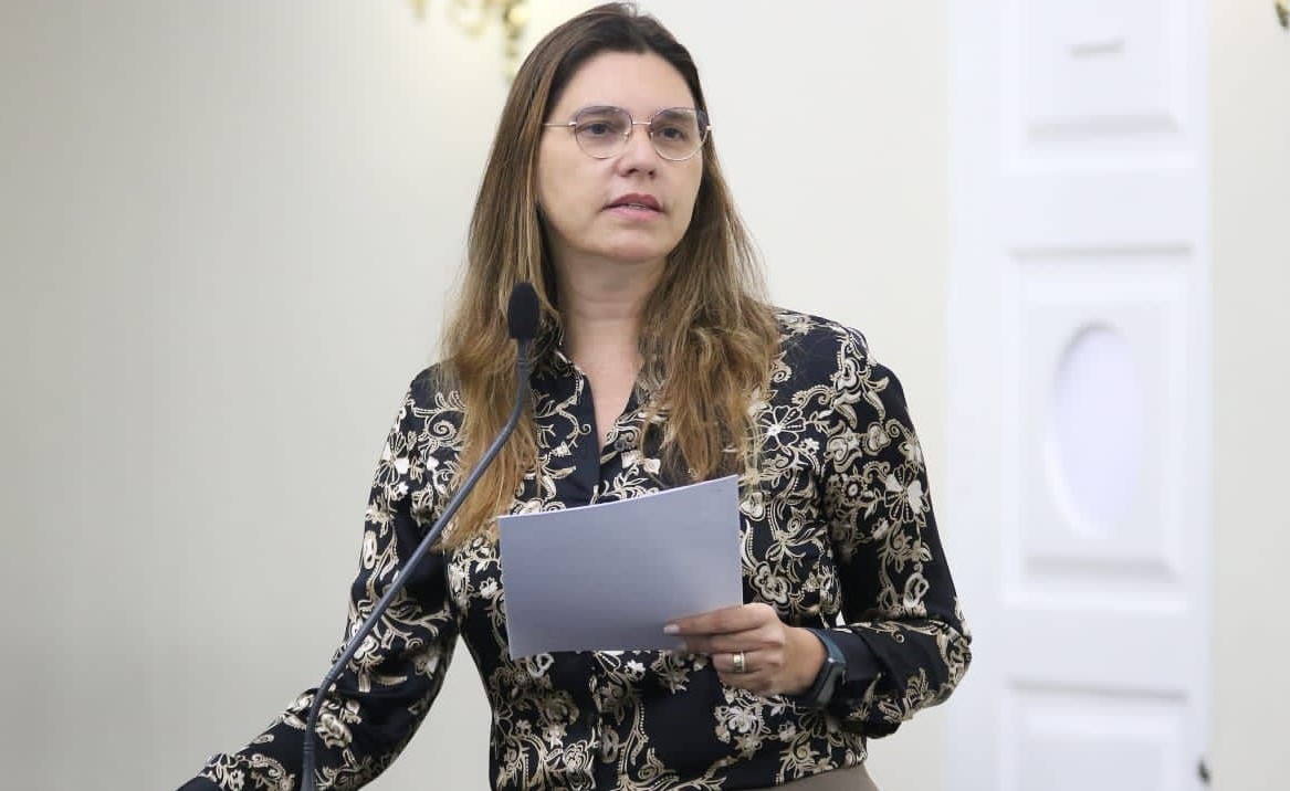 Jó Pereira destaca conquistas e contribuições femininas