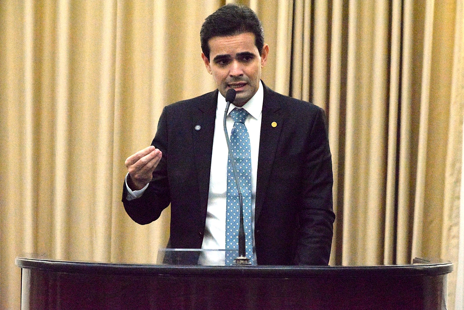 Lelo Maia cobra agilidade nas investigações de crimes de pedofilia e propõe criação de núcleo especializado