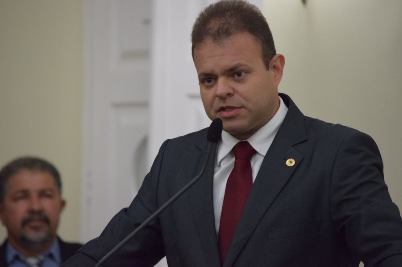 Léo Loureiro cobra mais acessibilidade para turistas com deficiência