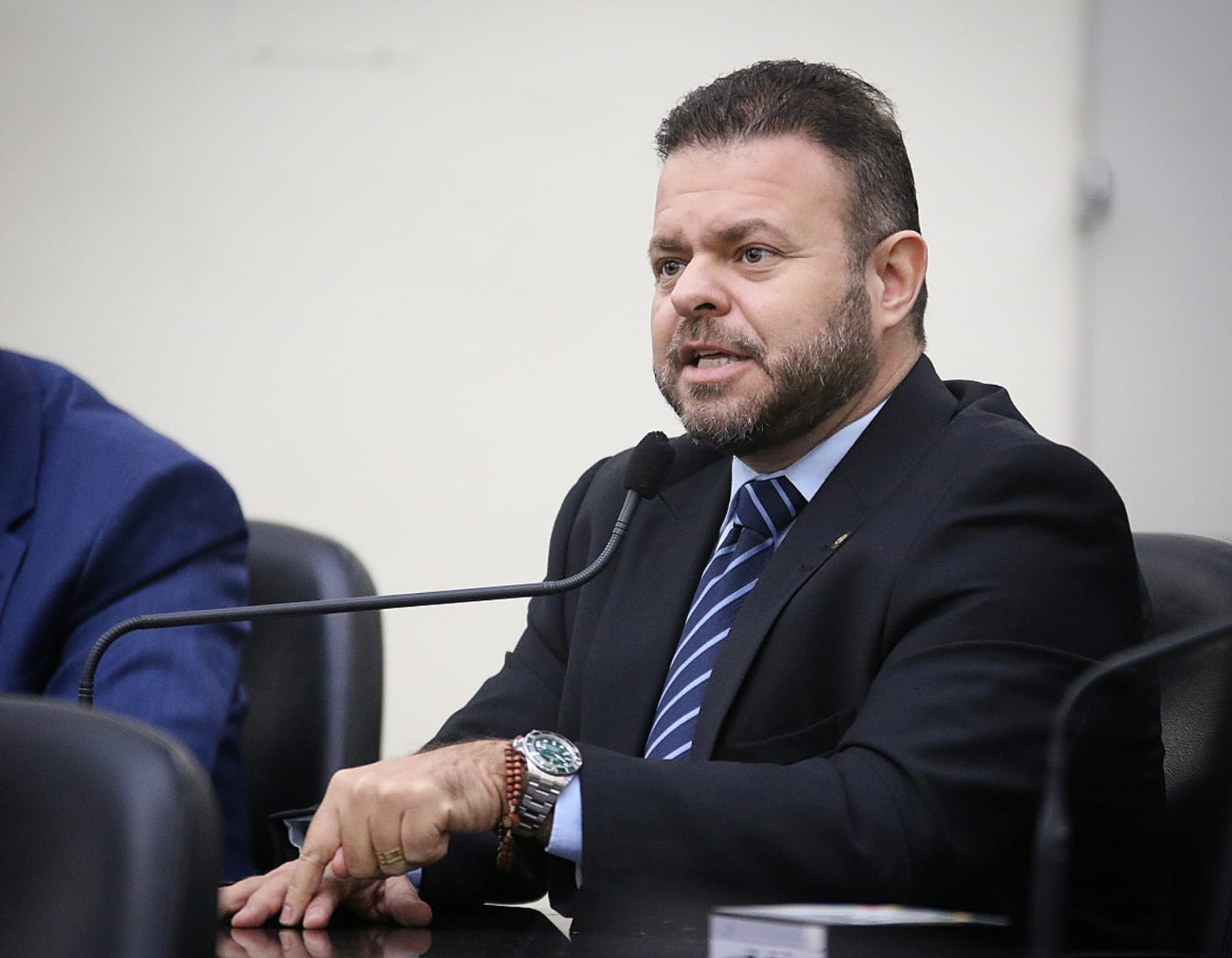  Léo Loureiro destaca aprovação da obrigatoriedade de cobertura de tratamento fora do rol da ANS