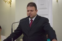 Léo Loureiro destaca atuação dos agentes de saúde