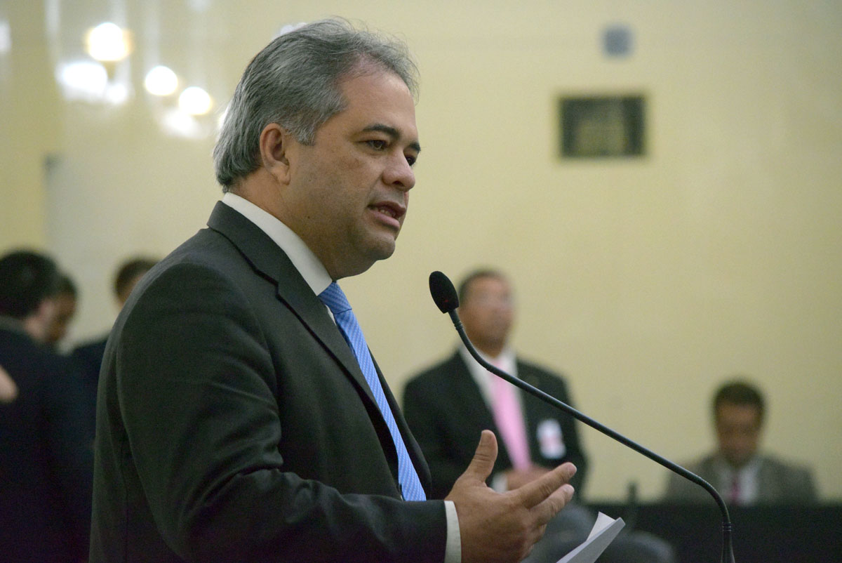 Líder do Governo convida para inauguração da UPA do Tabuleiro