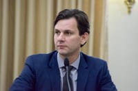Marcelo Beltrão destaca matéria jornalística sobre golpe aplicado pela Universidade Brasil