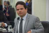 Marcelo Victor diz que Luiz Dantas agiu certo, ordenando Procuradoria a examinar relatório da FGV