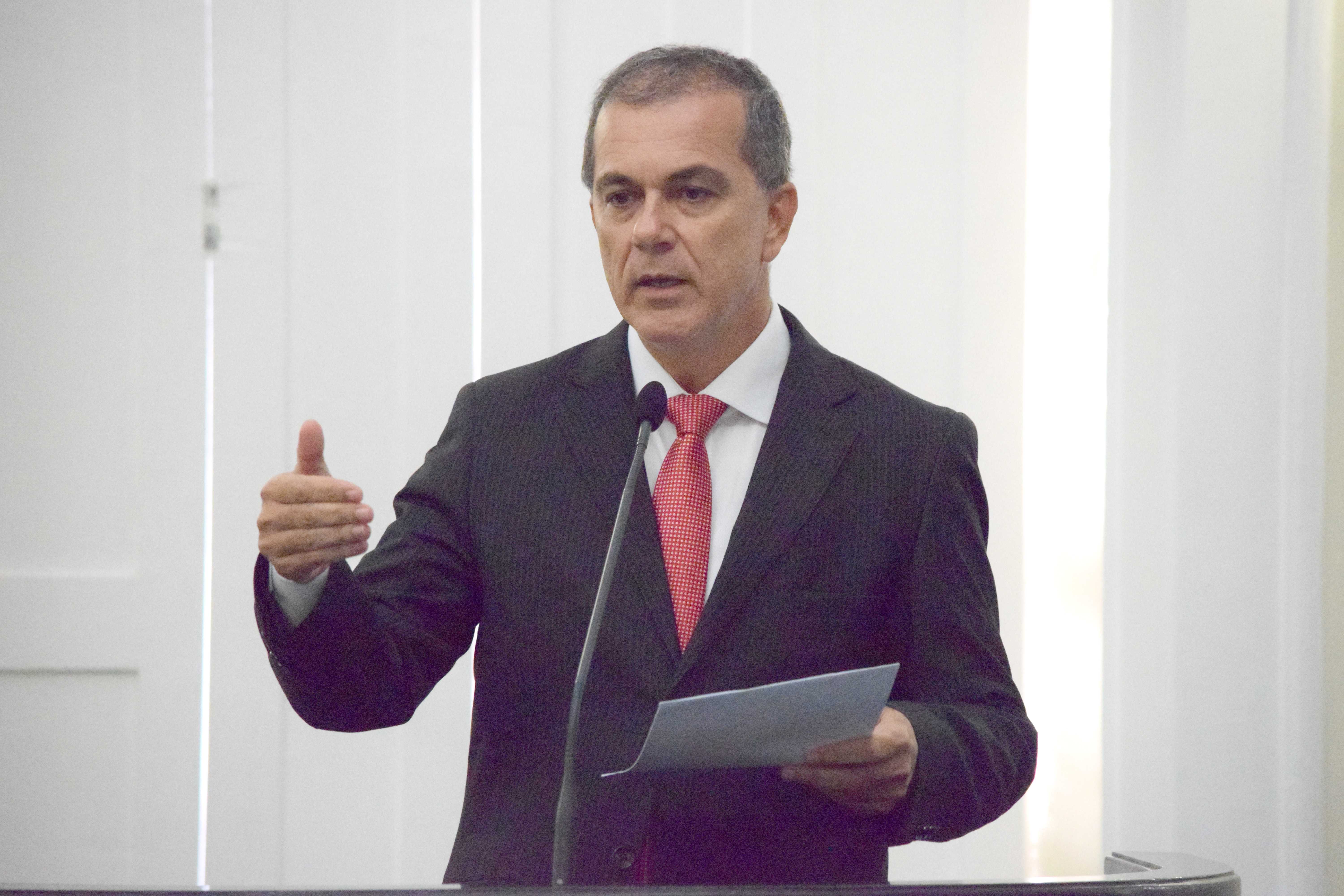 Medeiros afirma que Educação receberá investimentos de R$ 100 mi em 2017