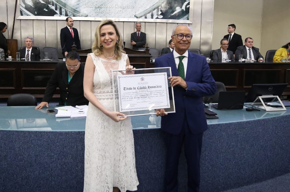 Médica Ludhmila Abrahão Hajjar é agraciada com o Título de Cidadã Honorária de Alagoas