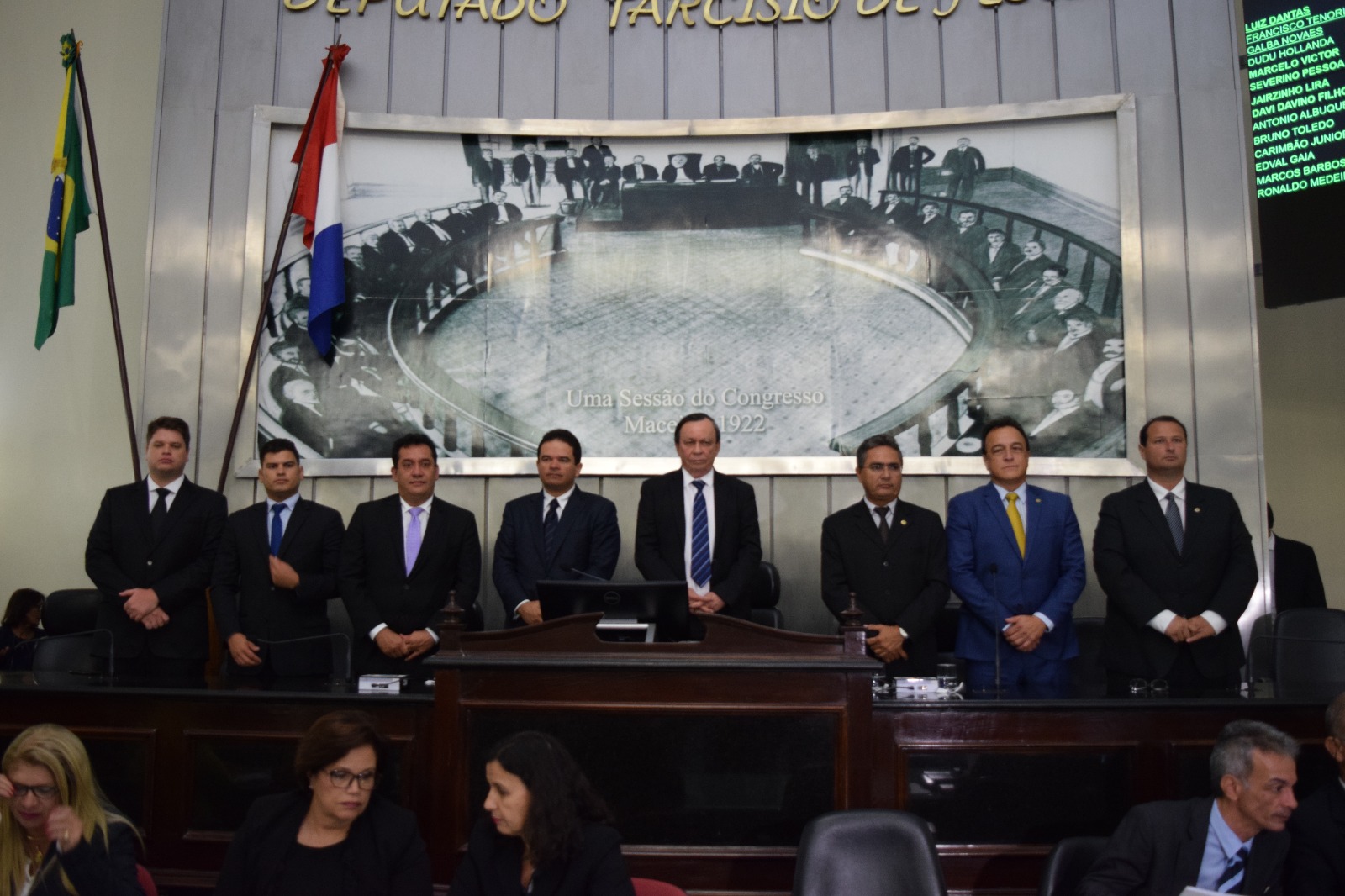 Mesa Diretora do 2º biênio tem novos dirigentes