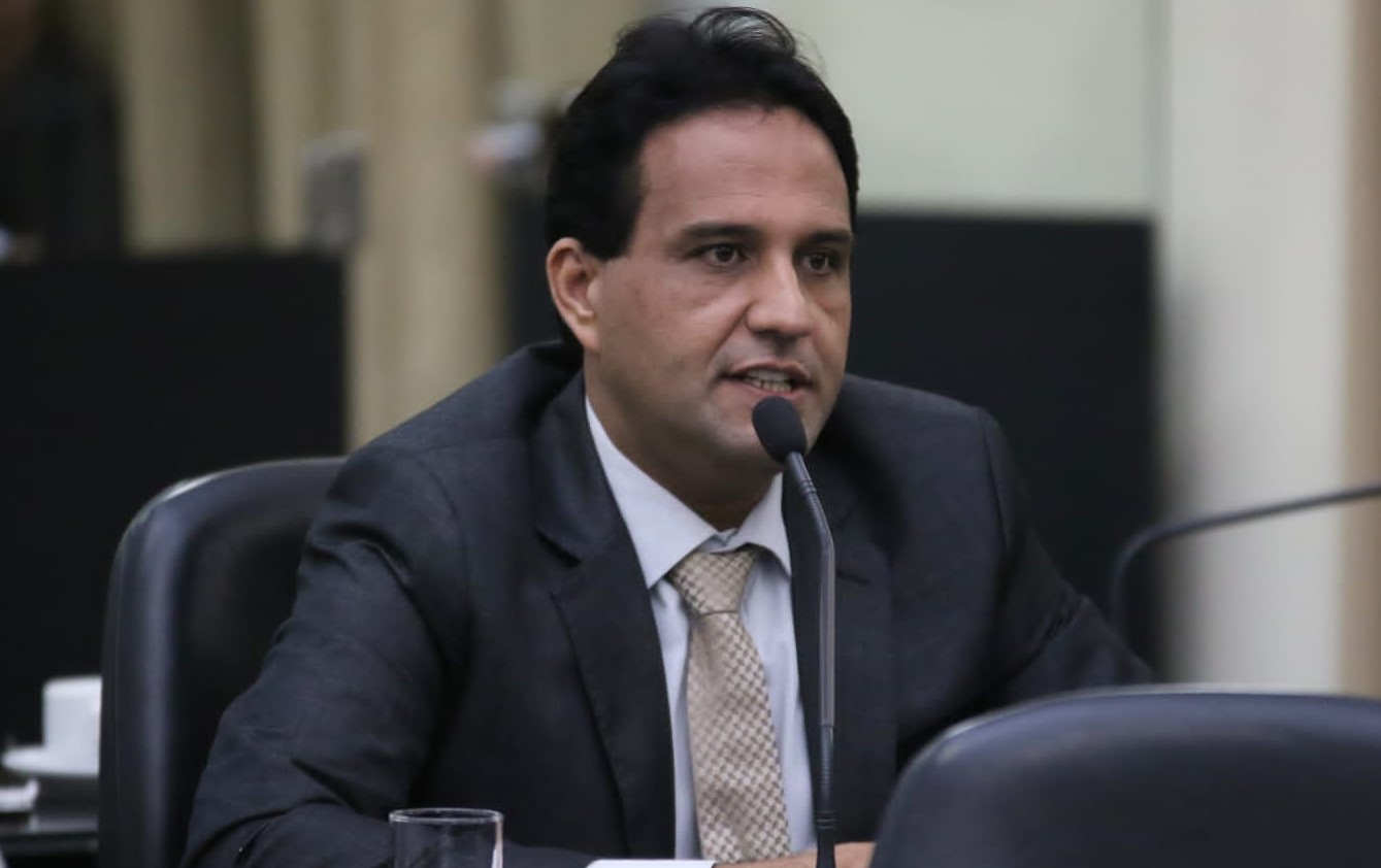 Mesaque Padilha agradece ao Governo pela doação de ambulância ao Lar Evangélico Pastor Esperidião de Almeida