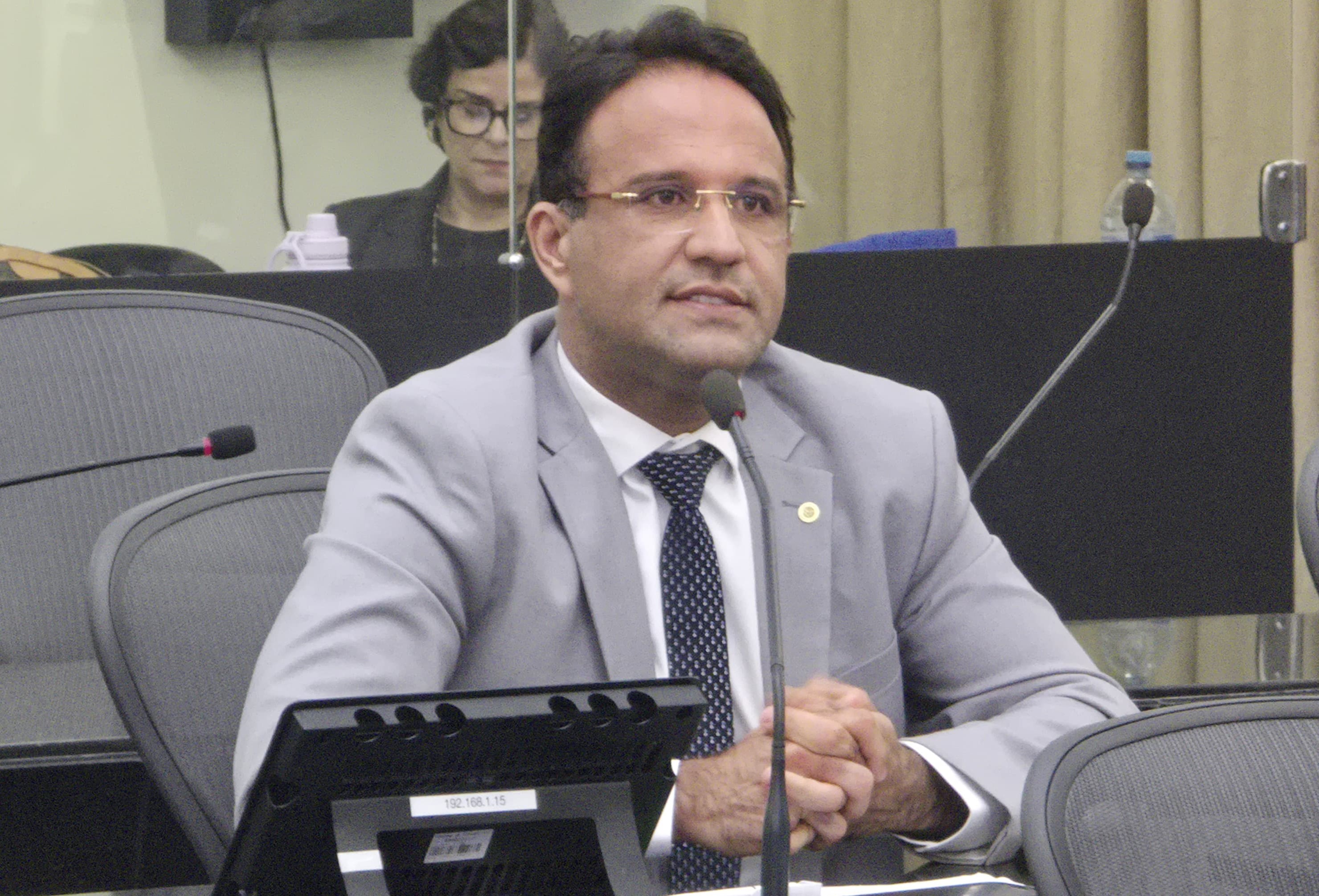 Mesaque Padilha comemora investimento hoteleiro em Coruripe