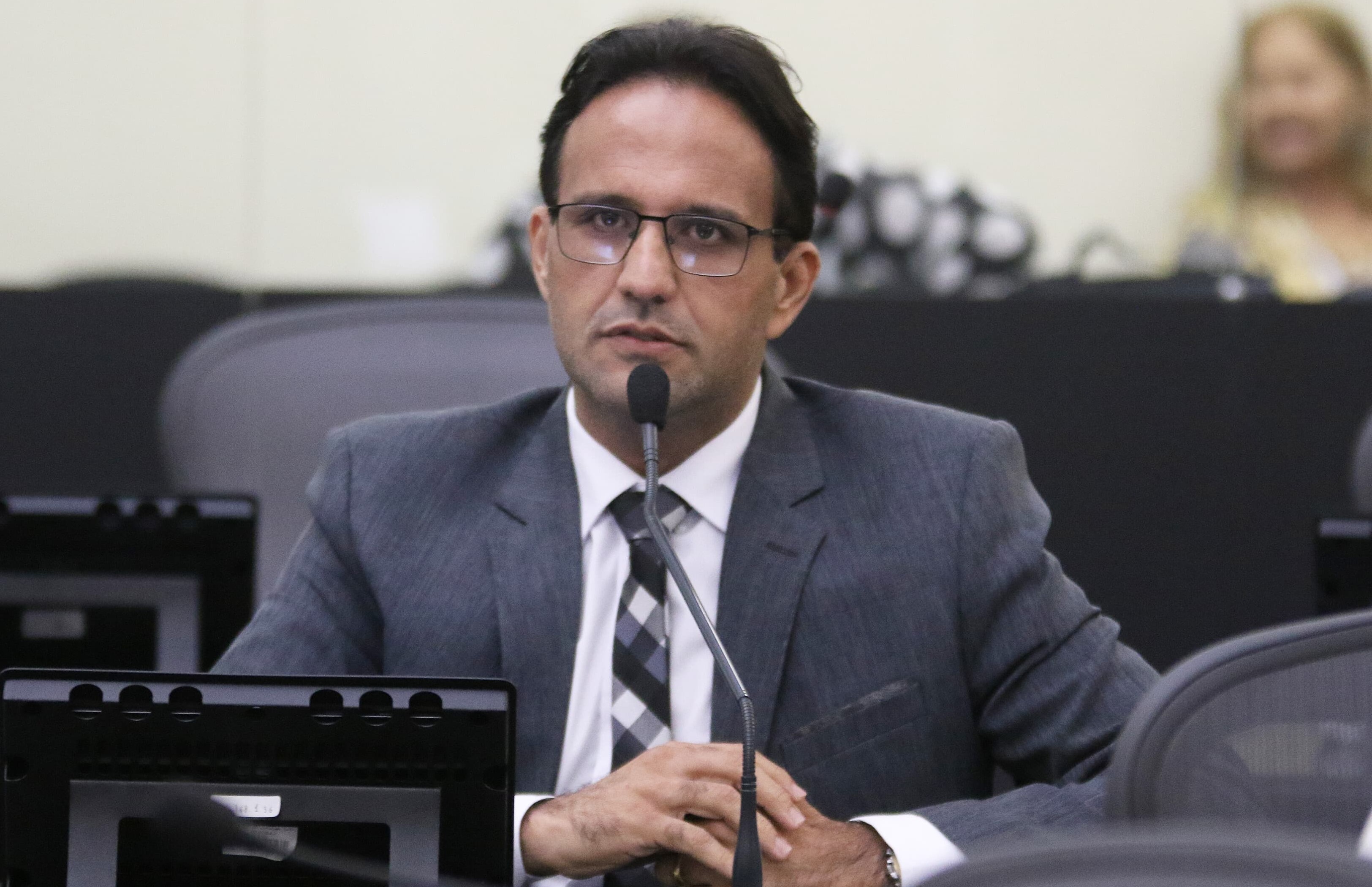 Mesaque Padilha parabeniza trabalho de instituição em favor das pessoas com TEA