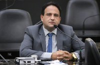 Mesaque Padilha solicita criação de Centros de Zoonoses