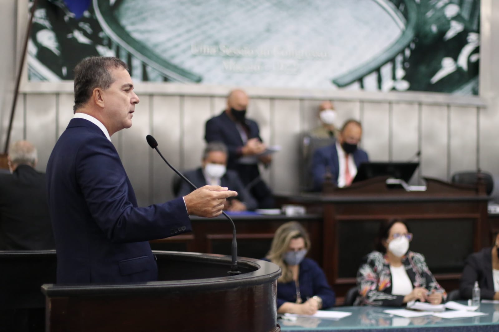 Na sua volta ao Parlamento, Ronaldo Medeiros faz duras críticas ao Governo Federal