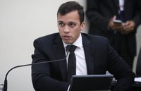 Delegado Leonam solicita implantação de Delegacia de Crimes contra a Criança e o Adolescente na região do Agreste