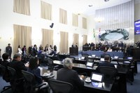 Plenário discute proposta de alteração do limite para abertura de créditos suplementares