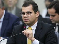 Gilvan Barros Filho solicita construção de passarela sobre rodovia em Arapiraca