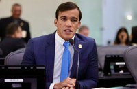 Projeto prevê isenção de taxa na emissão de segunda via de RG para idosos e pessoas carentes vítimas de crimes