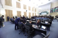 Parlamentares aprovam reajuste de 6% para servidores públicos estaduais