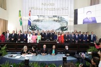 Parlamentares da 20ª Legislatura tomam posse