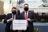 Parlamento alagoano homenageia o vereador Pastor Oliveira com o título de Cidadão Honorário