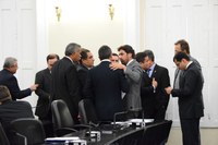 Plenário adia a apreciação de três vetos governamentais