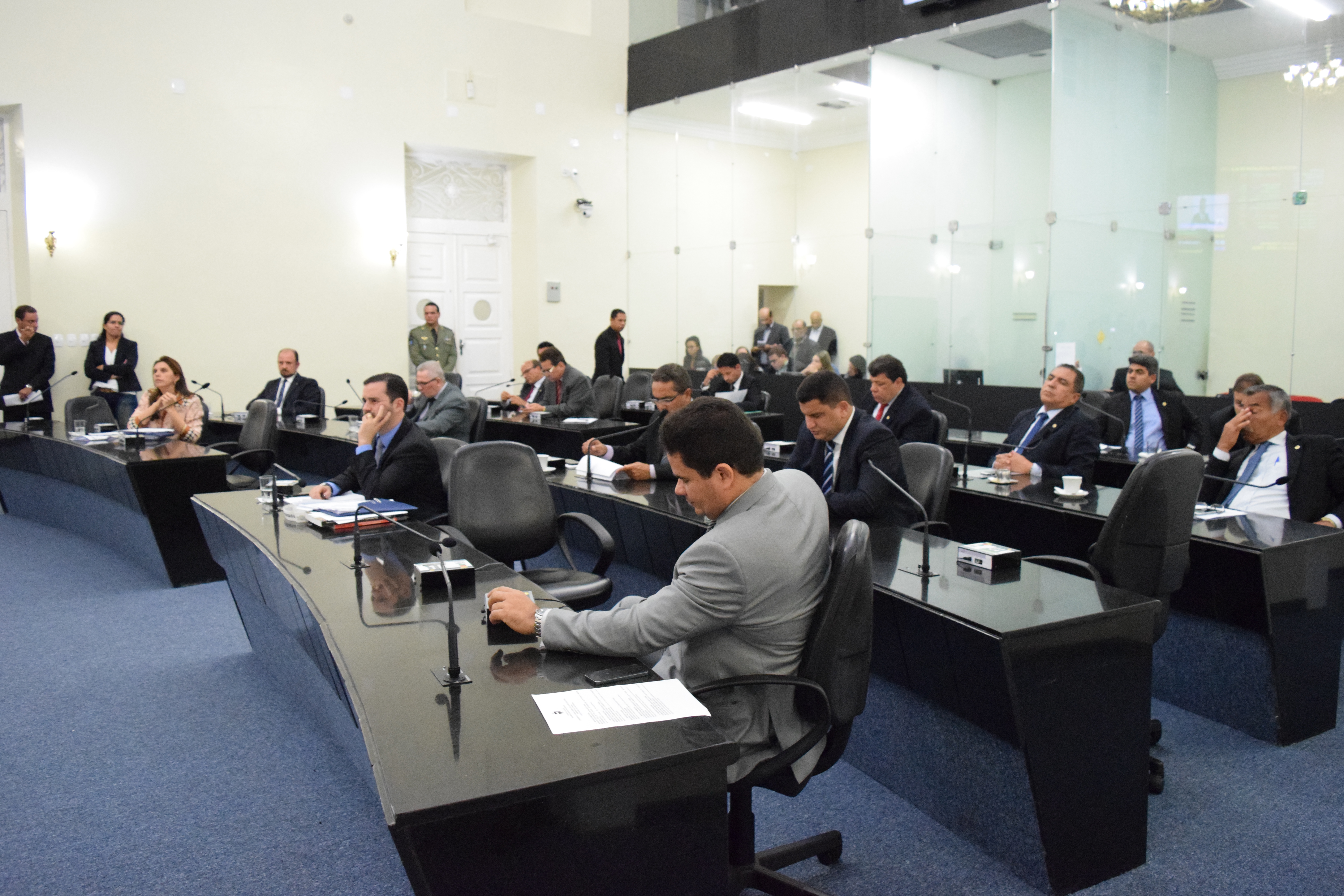 Plenário analisa mais três vetos do Executivo