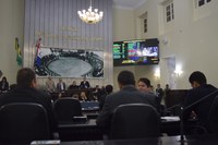 Plenário aprova autorização para o Estado negociar dívida da Casal com a Eletrobras