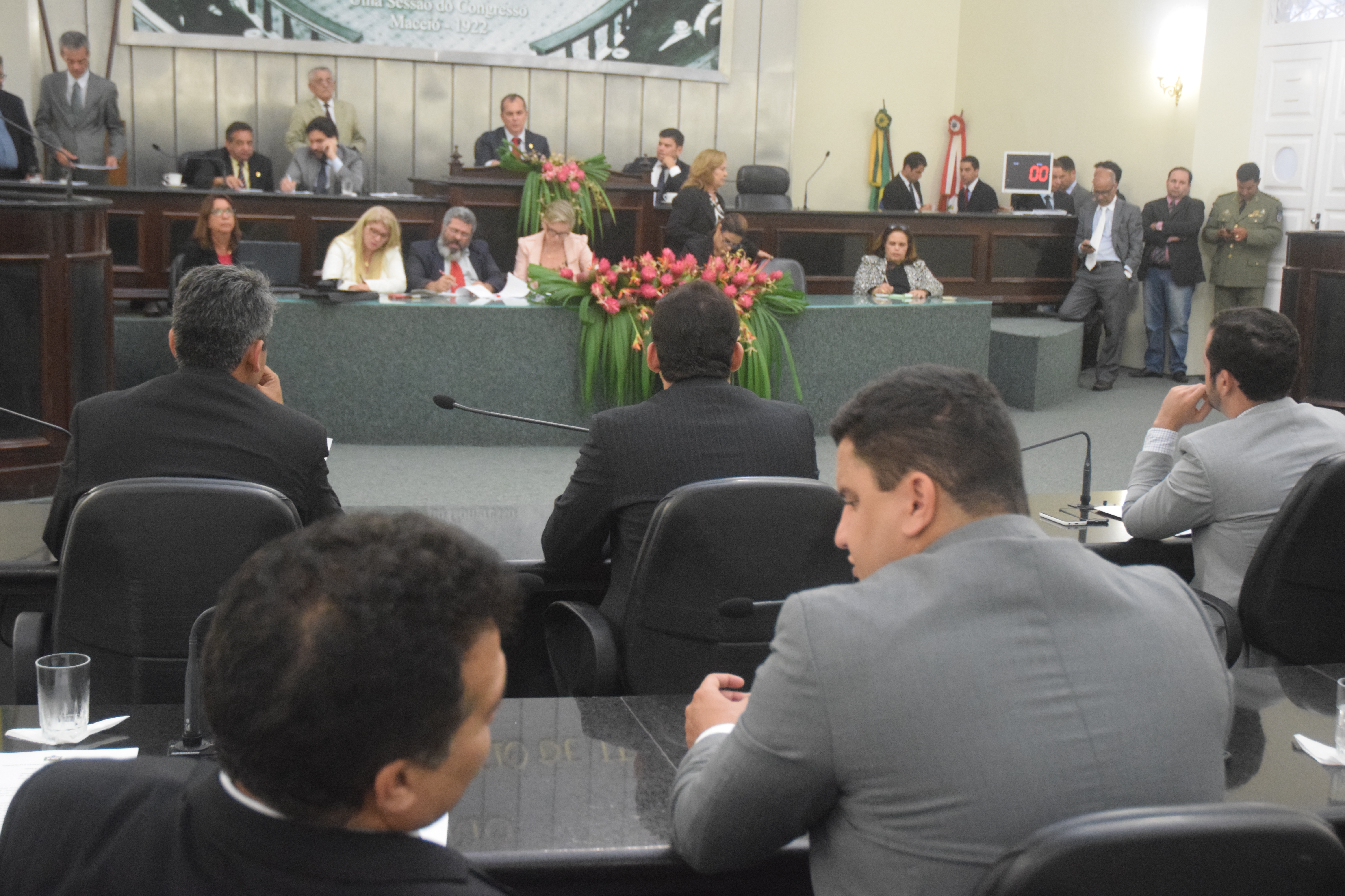 Plenário aprova, em 1ª discussão, projeto que altera o PPA 2012-2015