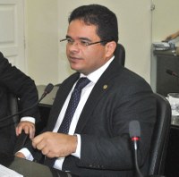 Plenário aprova projeto que obriga academias e clubes esportivos a terem profissionais de Educação Física