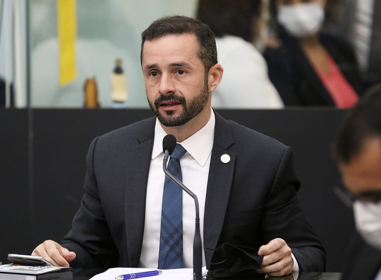 Plenário aprova projeto que regulamenta as assembleias condominiais virtuais em período de pandemia