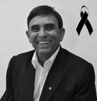 Plenário respeita um minuto de silêncio em homenagem a Canetinha