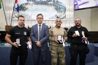 Policiais são homenageados na Assembleia Legislativa