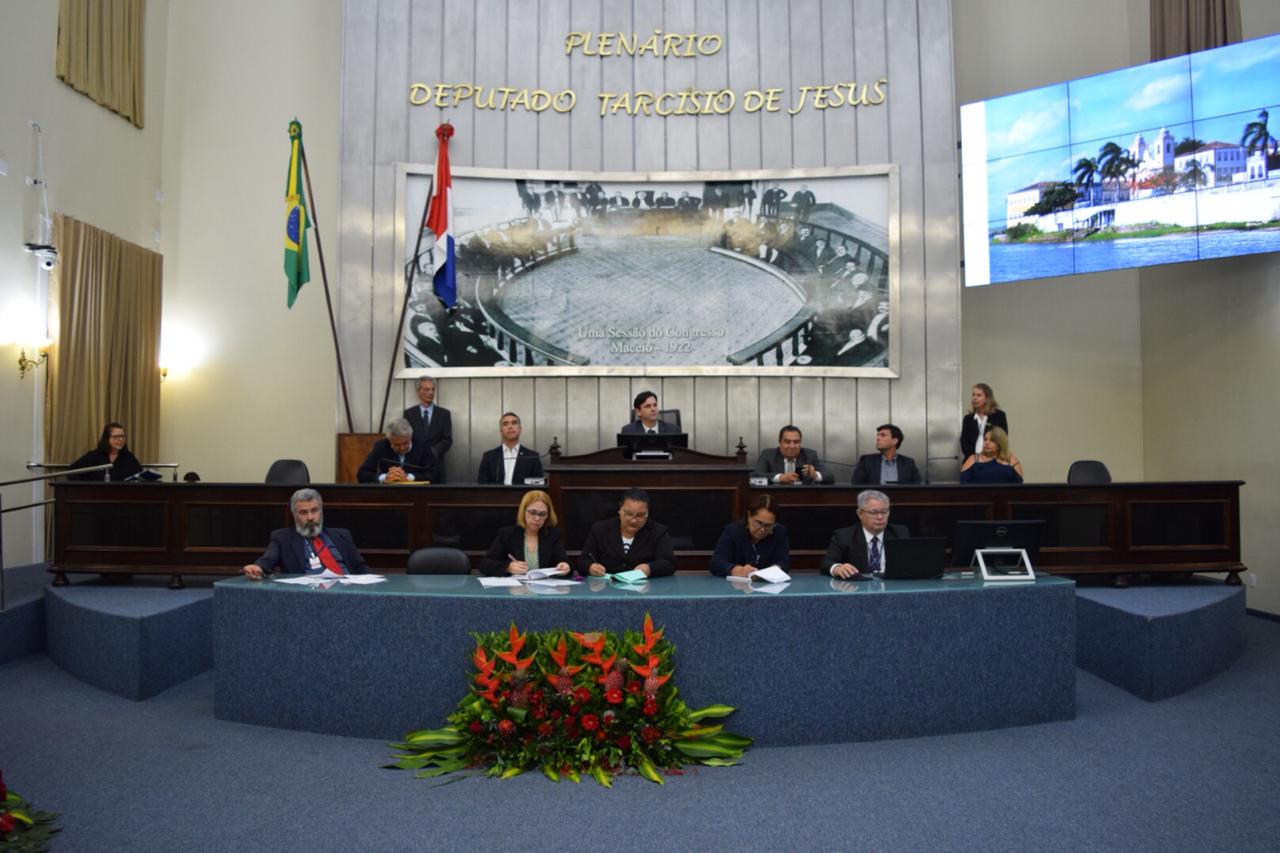 Potencialidades turísticas do Litoral Sul são debatidas em sessão especial