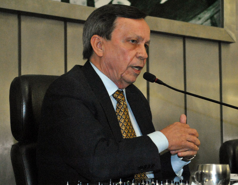 Dantas e membros da Mesa Diretora respondem questionamentos sobre auditoria