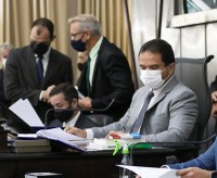 Presidente publica ato disciplinando uso da tribuna pelos candidatos a governador