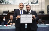 Professor Carlos Guedes recebe título de Cidadão Honorário de Alagoas