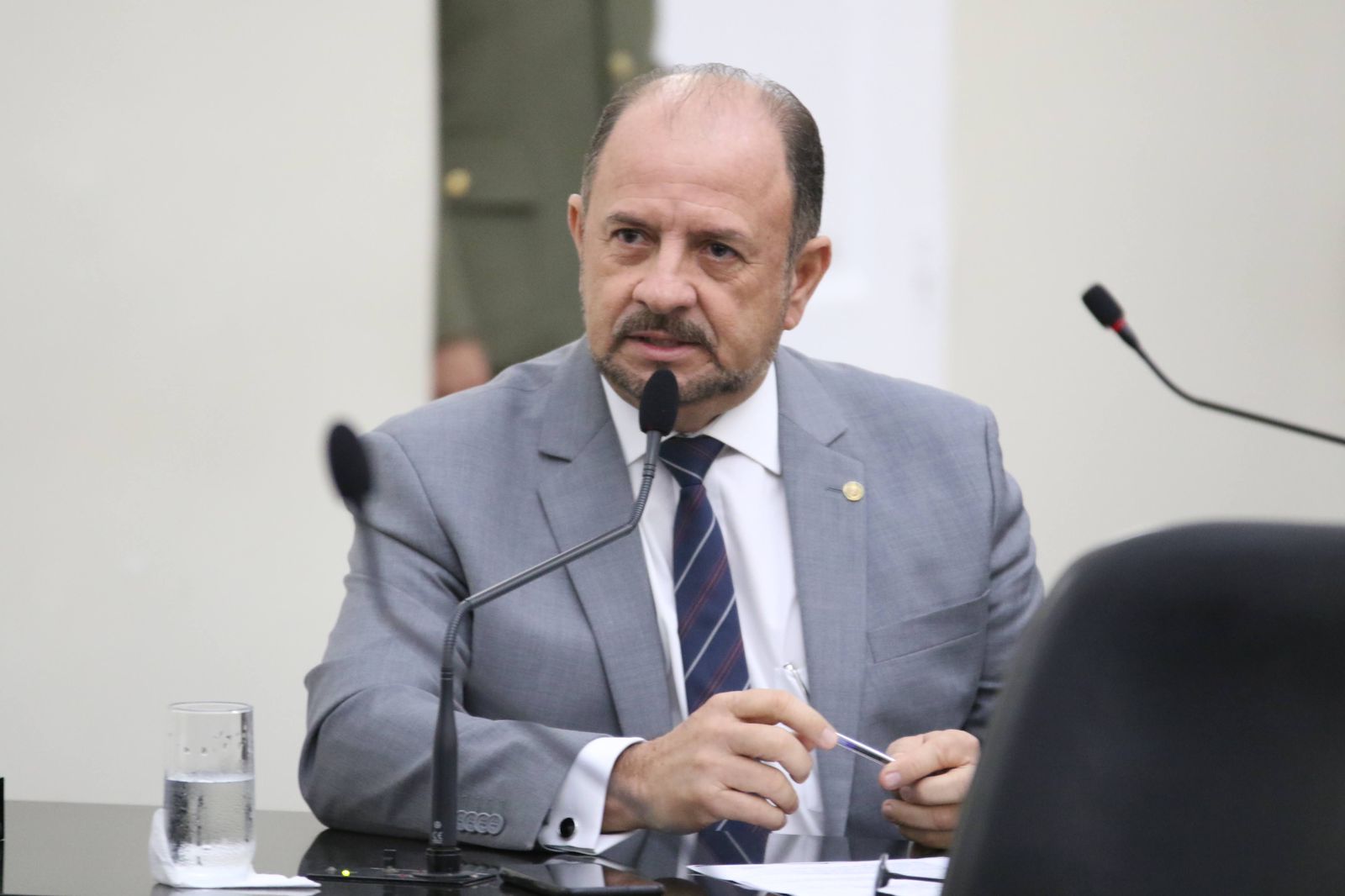 Projeto de Antonio Albuquerque homenageia a ex-deputada Lêda Cardoso