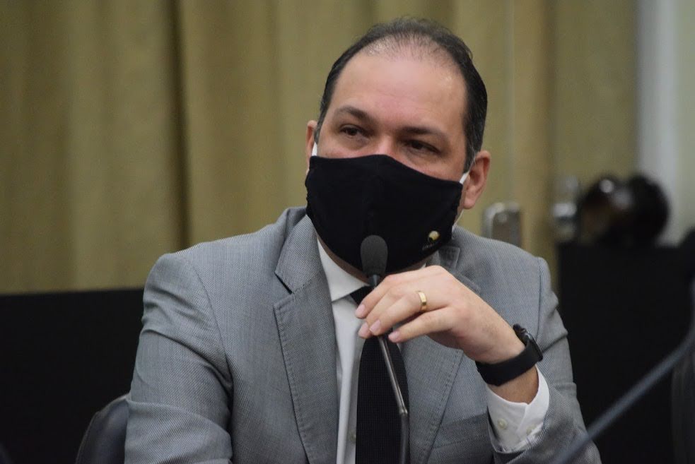 Projeto de Dudu Ronalsa cria auxílio emergencial para guias de turismo