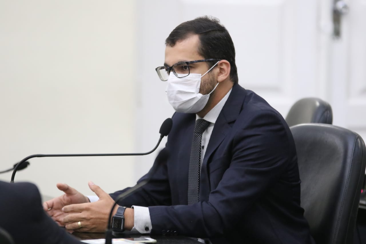 Projeto de Gilvan Barros Filho promove realização de exames oftalmológicos em crianças da rede pública de ensino