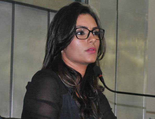 Projeto de Thaise Guedes prevê meia-entrada para doadores de sangue