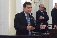 Projeto prevê antecipação do pagamento do 13º salário de servidoras gestantes
