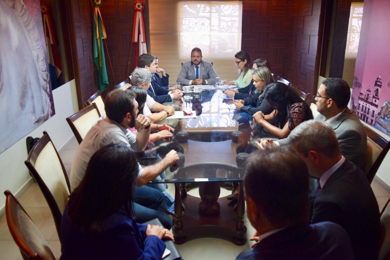 Representantes do CRP prestam esclarecimentos sobre panfleto distribuído no Jaraguá Folia