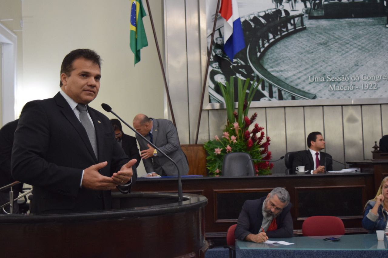 Ricardo Nezinho cobra definição sobre instalação do Instituto de Criminalística em Arapiraca