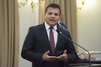 Ricardo Nezinho convida para festejos do aniversário de Arapiraca e para exibição do filme Concatedral