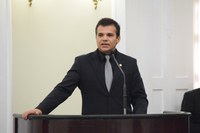 Ricardo Nezinho convoca deputados a aderirem à Campanha do Laço Branco