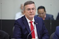 Ronaldo Medeiros celebra chegada de projeto que cria moradia social para população em situação de rua