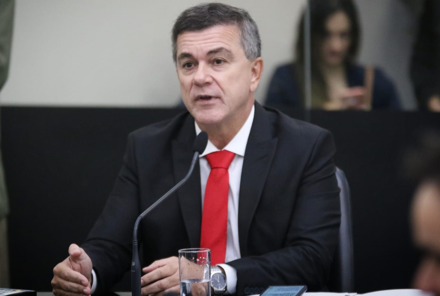 Ronaldo Medeiros comemora queda nos índices de analfabetismo em Alagoas