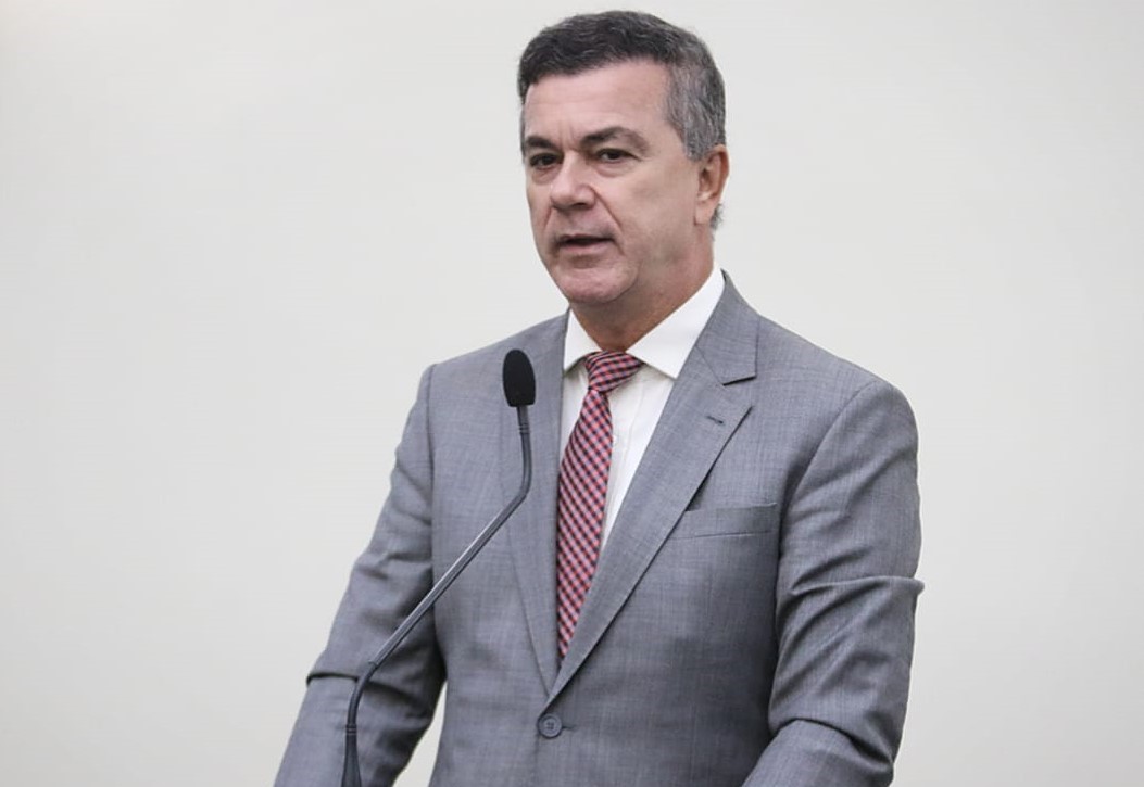 Ronaldo Medeiros critica PEC que visa instituir cobrança de mensalidade nas universidades públicas