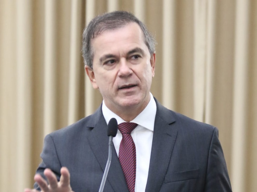 Ronaldo Medeiros critica política previdenciária do Governo Federal