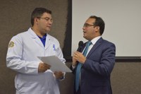 Sessão especial discute valorização do profissional de enfermagem