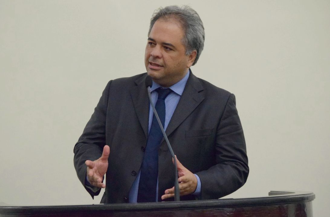 Silvio Camelo solicita instalação de câmeras de monitoramento no bairro do Pinheiro